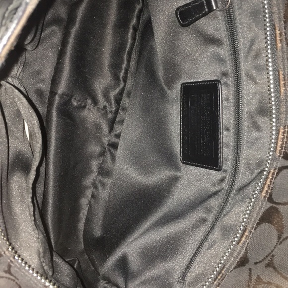 Coach handbag unique design - Picture 3 of 3